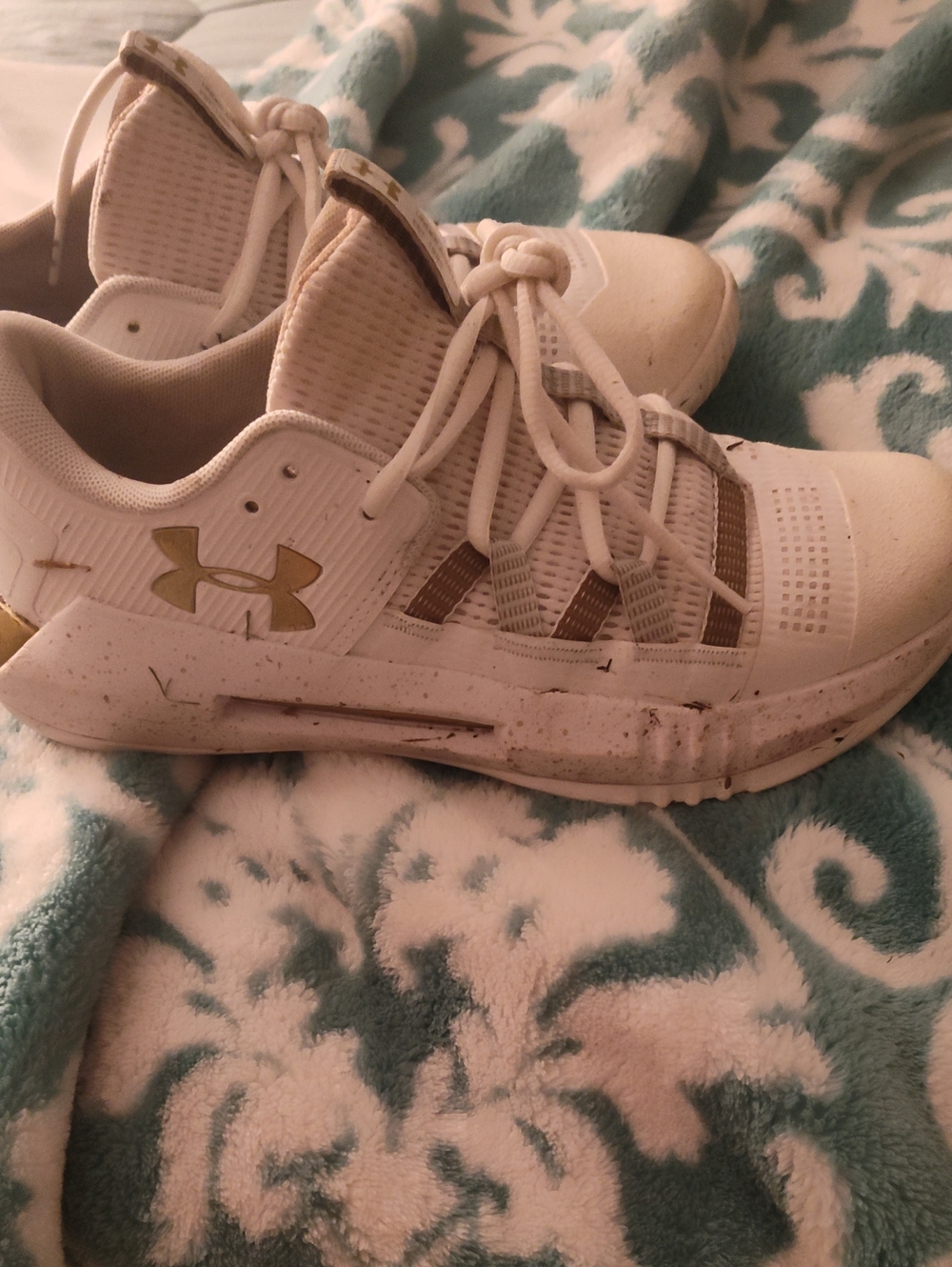 Under Armour White and Gold Performance Training Sneakers
